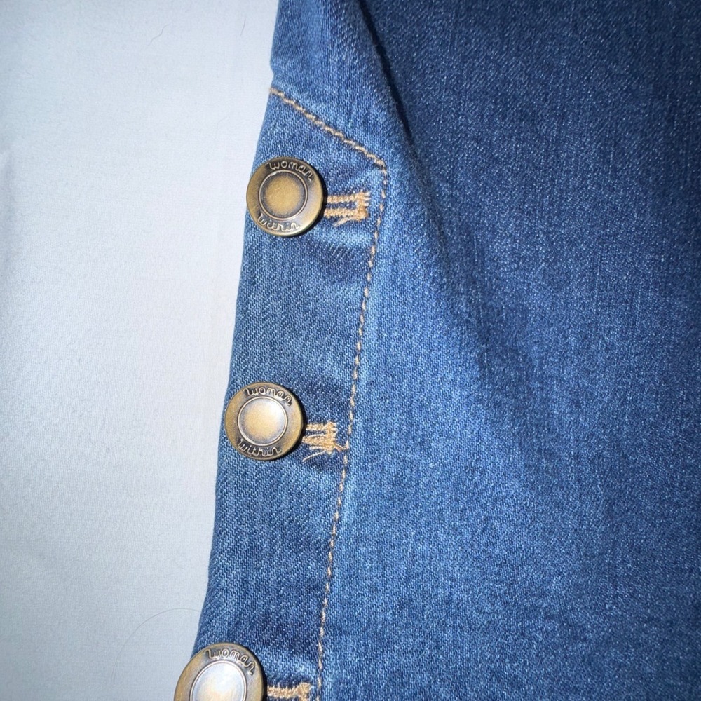 Woman Within Denim Capri Jeans Women's 38W Blue Stretch Button Hem Plus - Picture 7 of 7